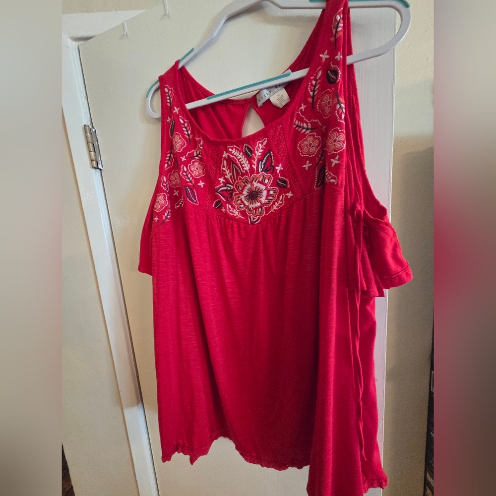 Kelly Renee Cold Shoulder Top 3x
